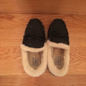 Bass Fur Moccasin
